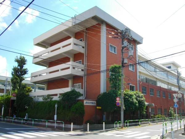 成立学園中学・高等学校