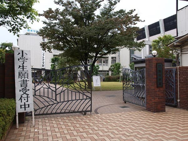 国本女子中学校・高等学校
