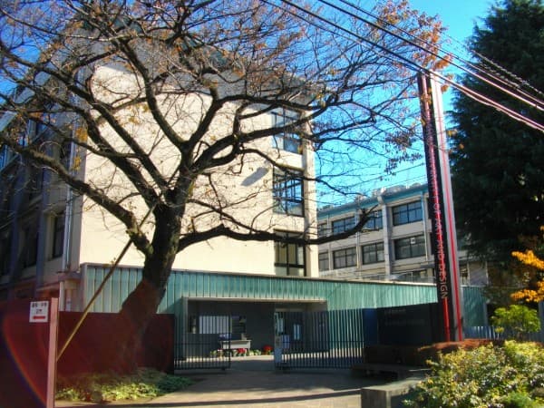 女子美術大学付属高等学校・中学校