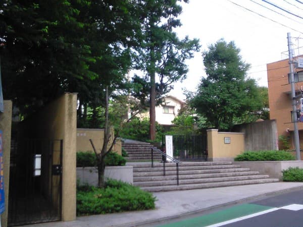 立教女学院中学校・高等学校