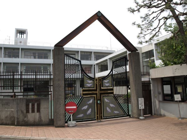 聖ヨゼフ学園中学校・高等学校